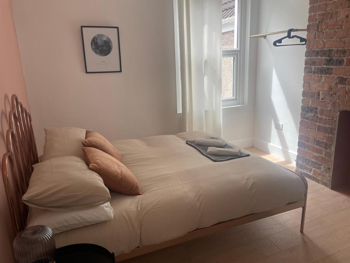 Beautiful Family Home In The Heart Of Swansea Exteriör bild