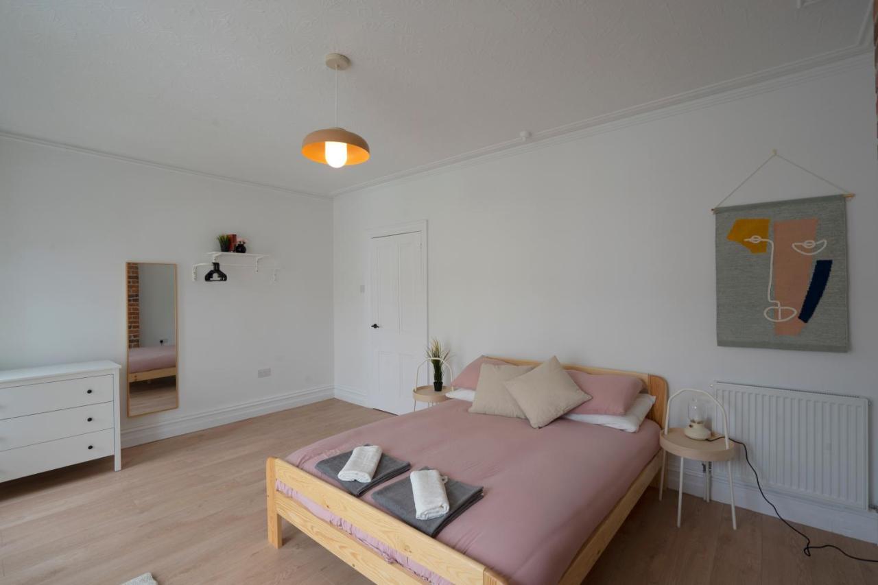 Beautiful Family Home In The Heart Of Swansea Exteriör bild