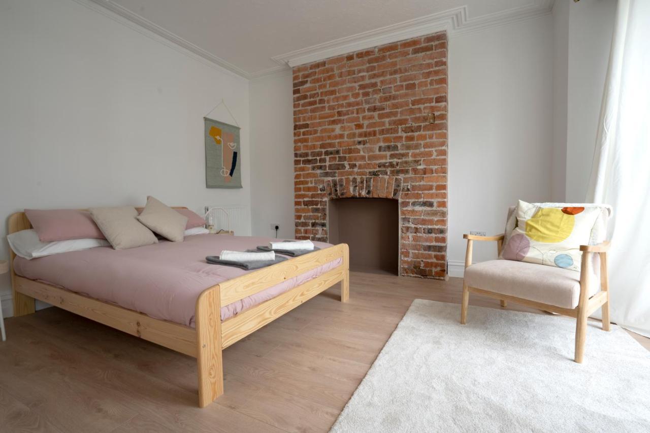 Beautiful Family Home In The Heart Of Swansea Exteriör bild