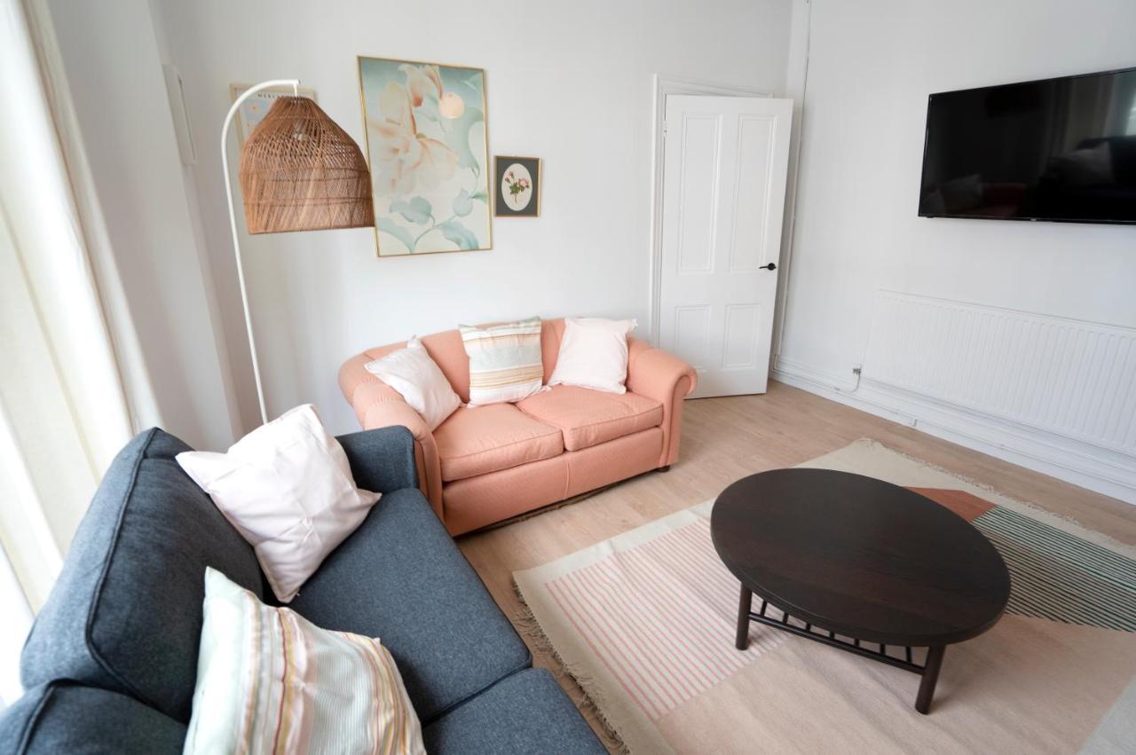Beautiful Family Home In The Heart Of Swansea Exteriör bild